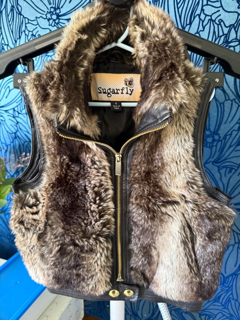 Sugarfly Brown Faux Fur Vest with Gold Zipper